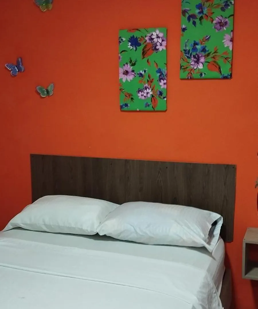 Hotel 4 Manzanas Santa Marta  0*, Santa Marta (Magdalena)