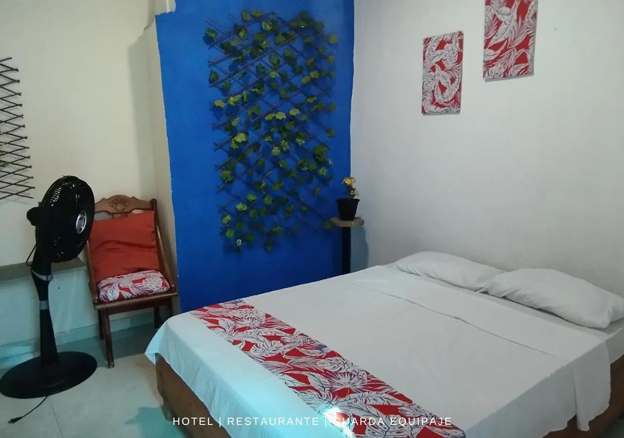 Hostal 4 Manzanas Santa Marta  Santa Marta (Magdalena)